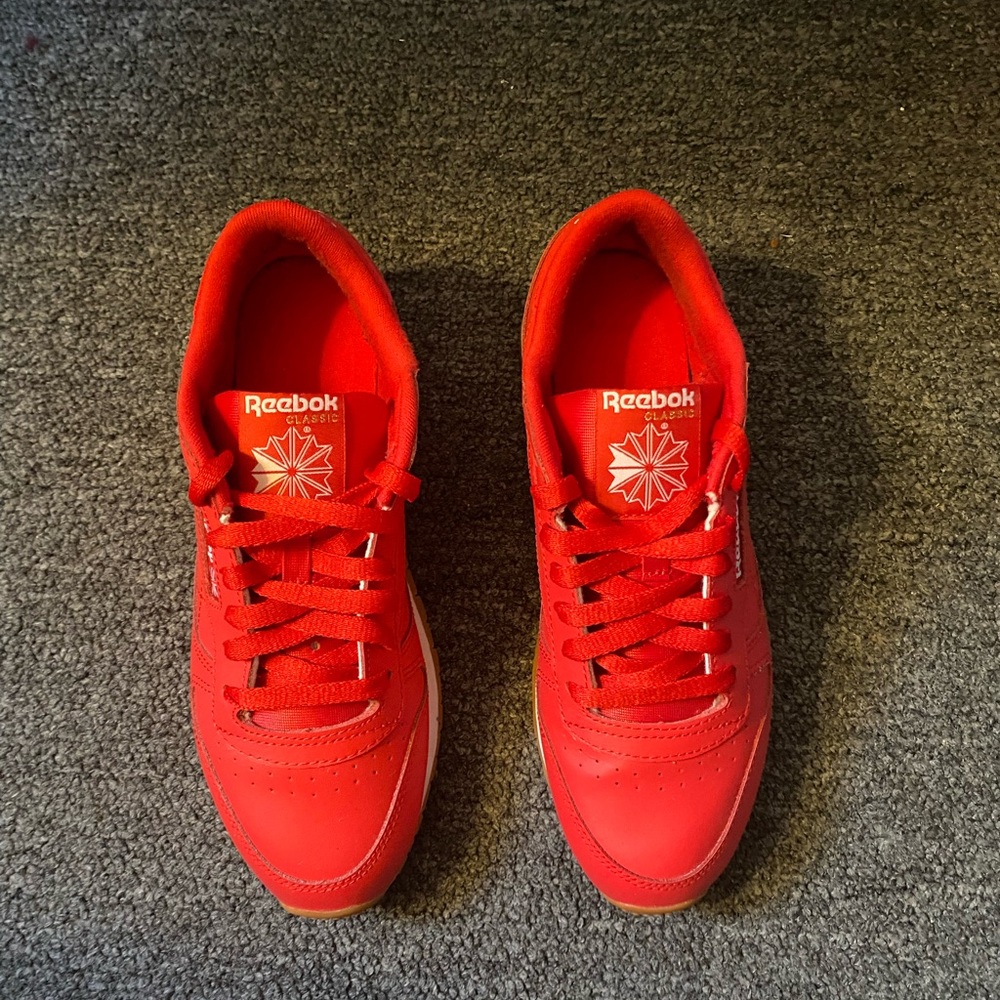 Reebok Unusex Red Sneakers